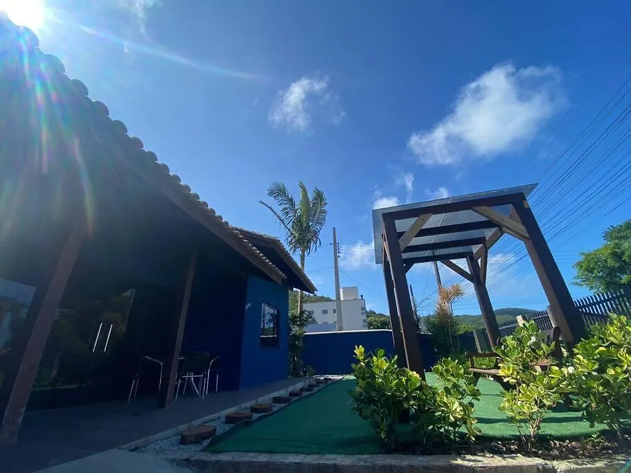 Casa Mamore Praia De Zimbros Бомбиньяс Бразилия